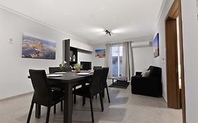 Luxurious & Spacious 2Bd Accomodation At The Podium - Yacht Marina Area, Close To Valletta