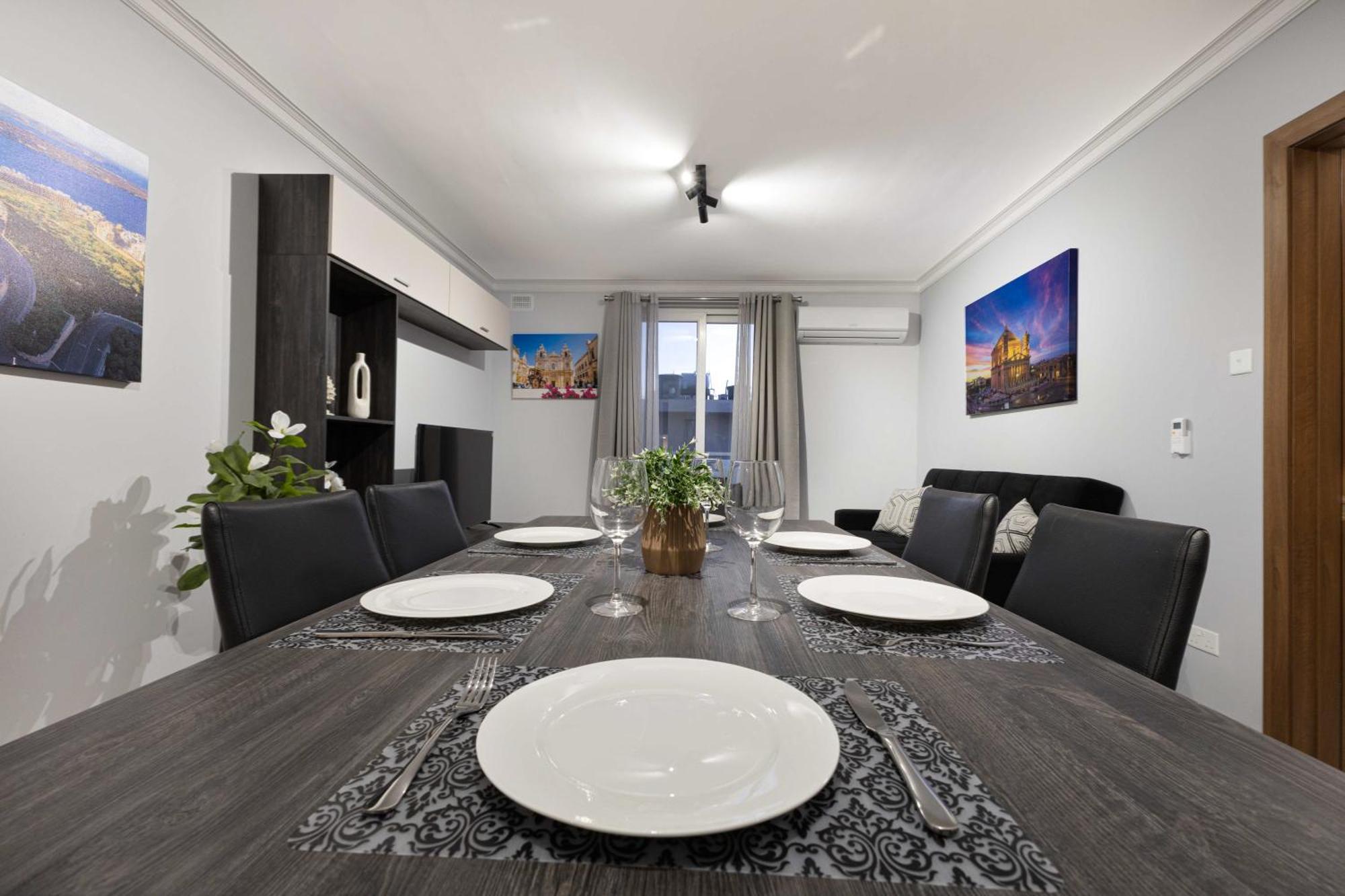 Luxurious & Spacious 2Bd Accomodation At The Podium - Yacht Marina Area, Close To Valletta Msida Extérieur photo